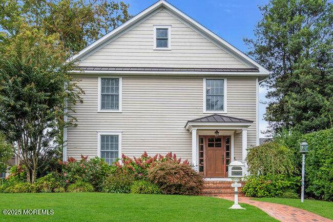 8 Glenwood Place - Photo 1