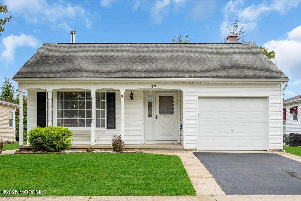 43 Santo Domingo Drive - Photo 1