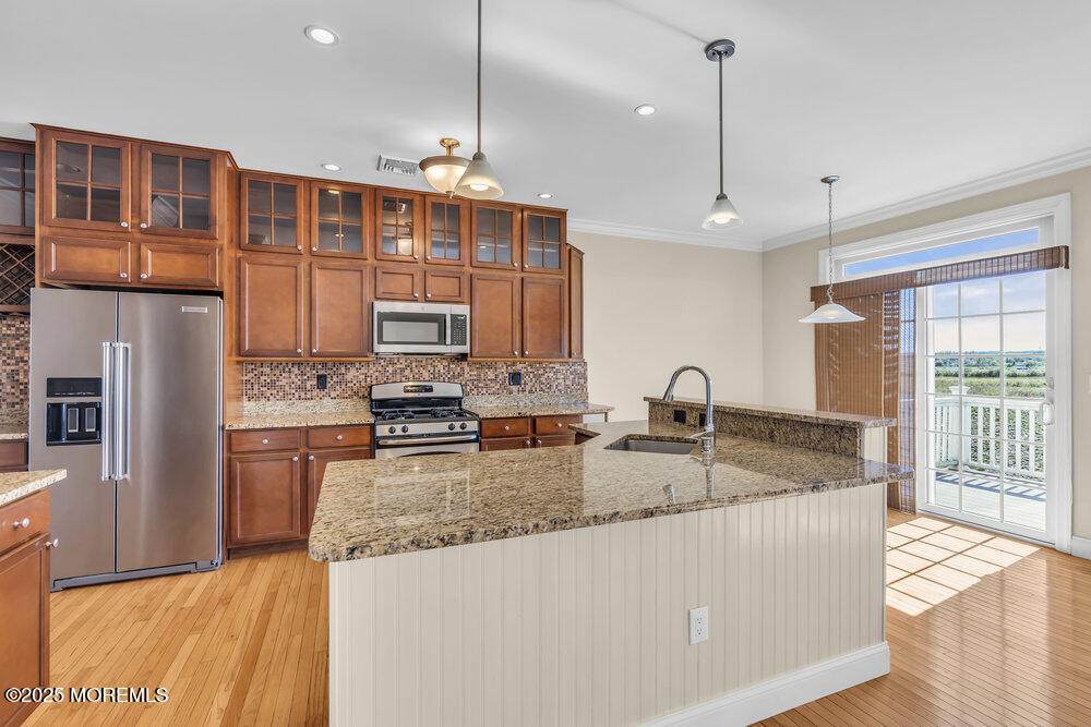 602 Park Avenue - Photo 1