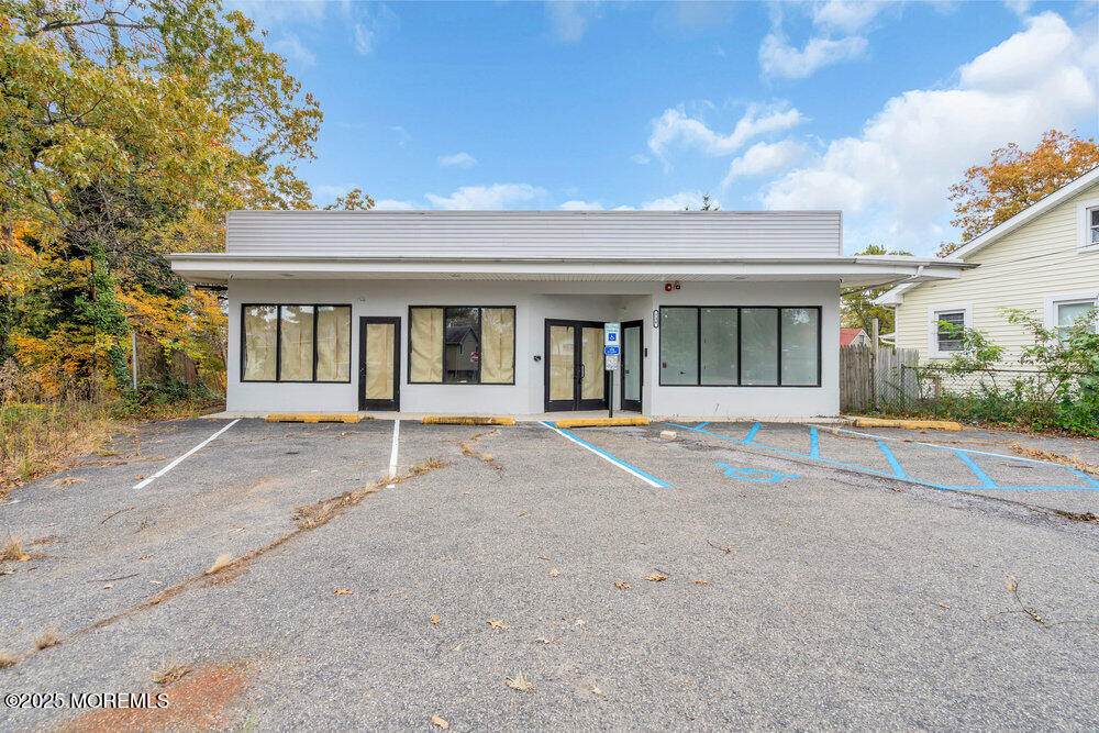 736 Mantoloking Road - Photo 1