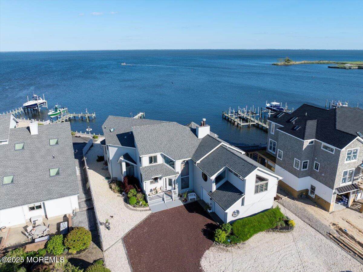 1207 Capstan Drive - Photo 1