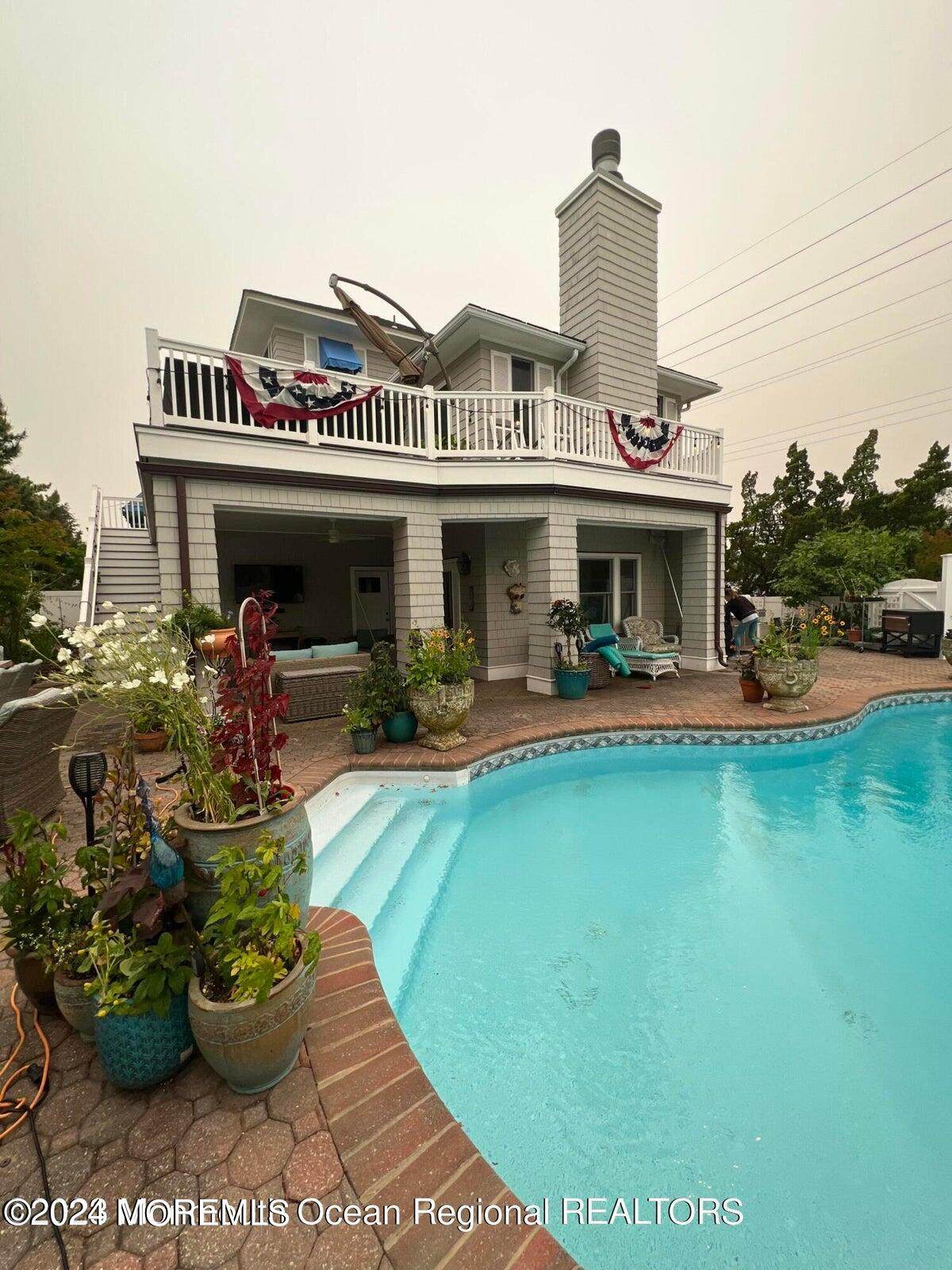 106 Mathis Place - Photo 1