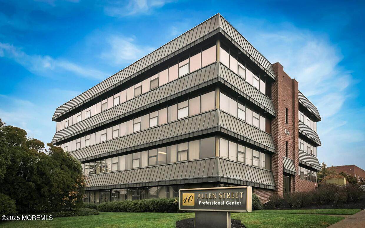 10 Allen Street - Photo 1