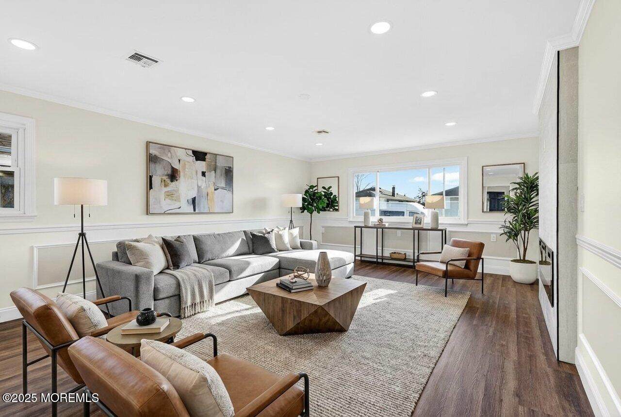 20 Marathon Street - Photo 1