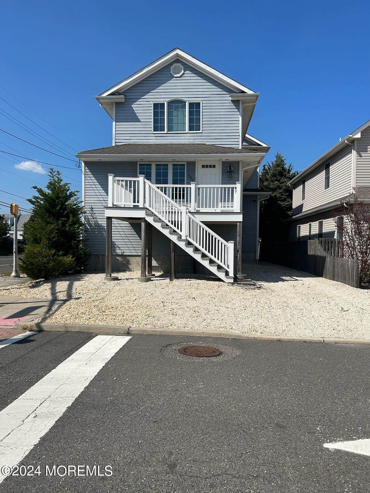 111 Jersey City Avenue - Photo 1