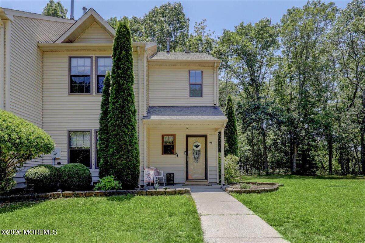 95 Azalea Circle - Photo 1