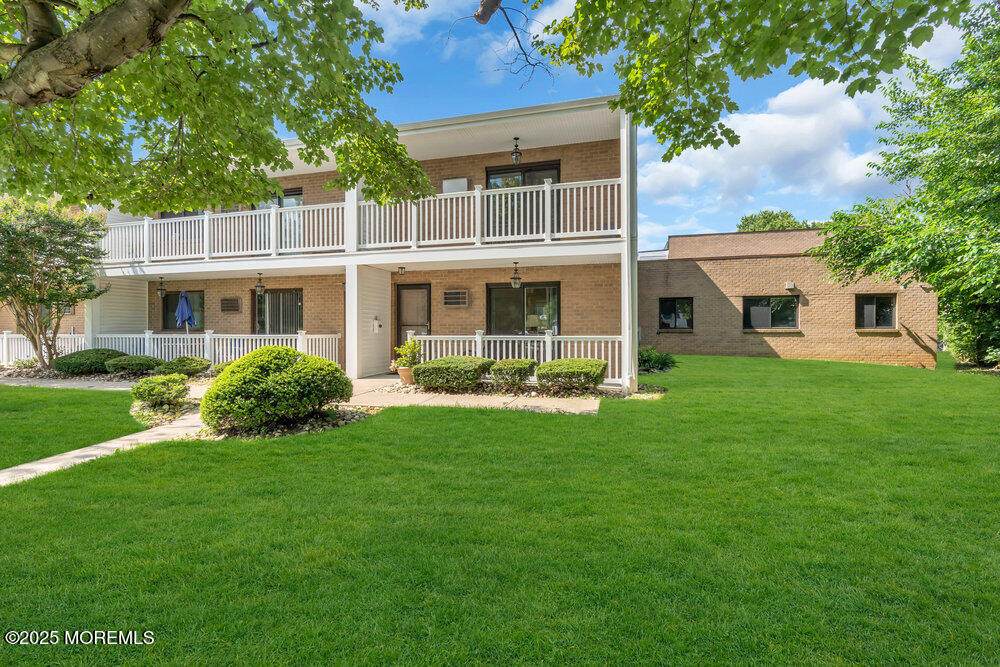 119 Avery Avenue - Photo 1