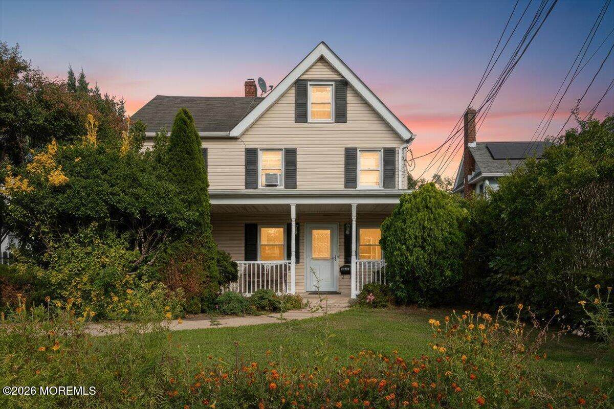 301 Norwood Avenue - Photo 1