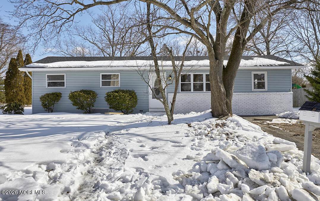 509 California Avenue - Photo 1