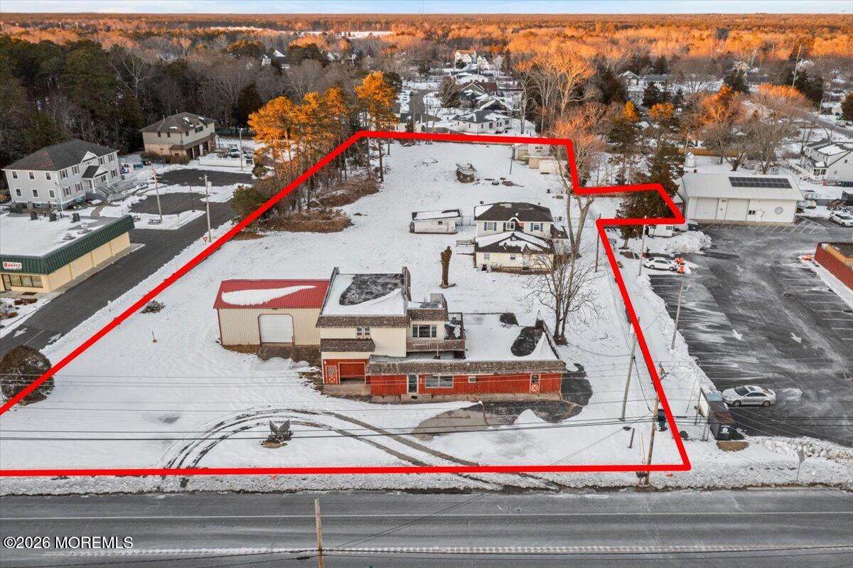 585 Route 9 - Photo 1