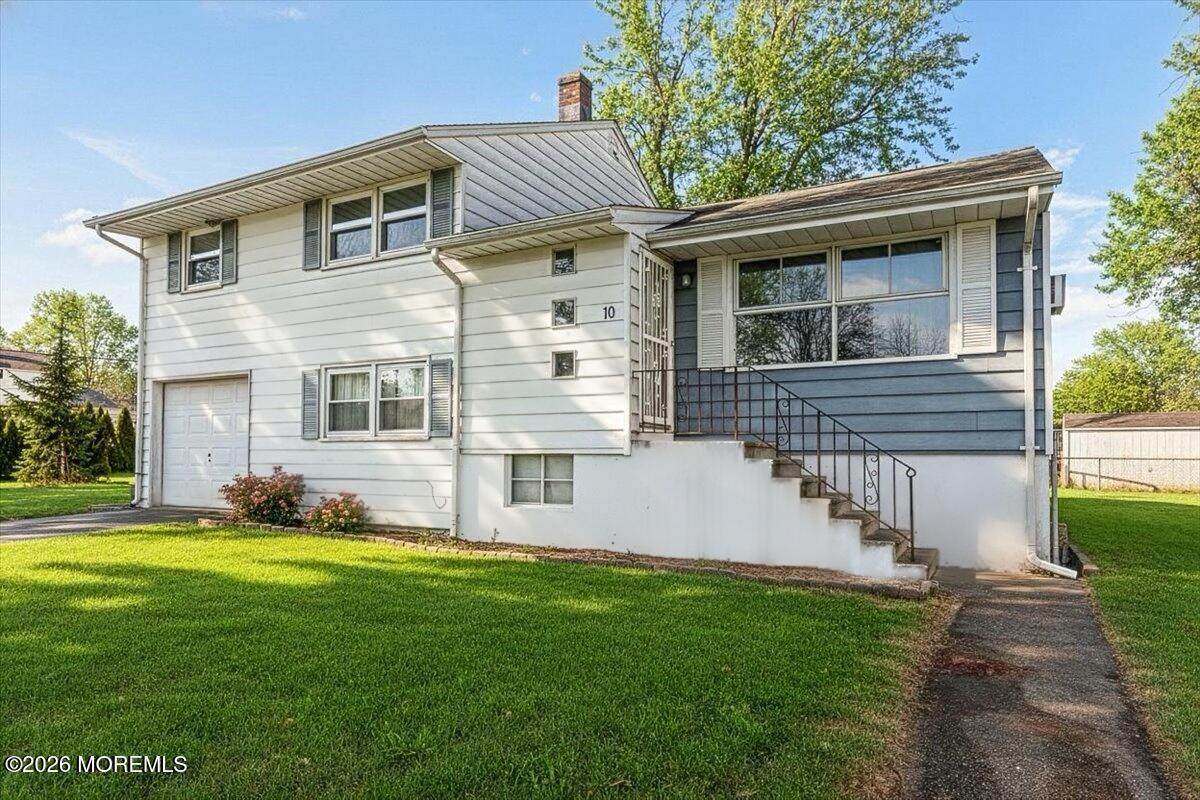 10 Hill Drive - Photo 1