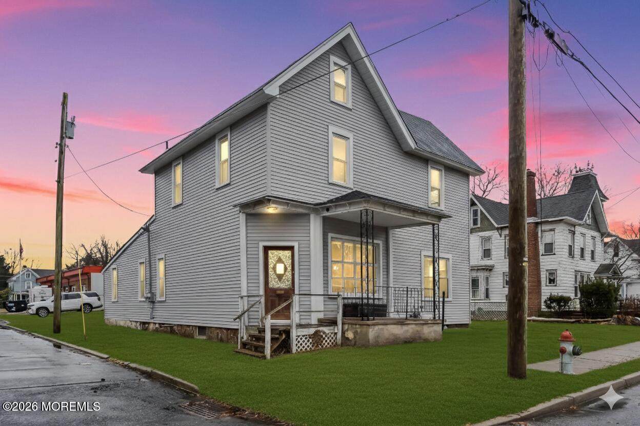 104 Maple Street - Photo 1