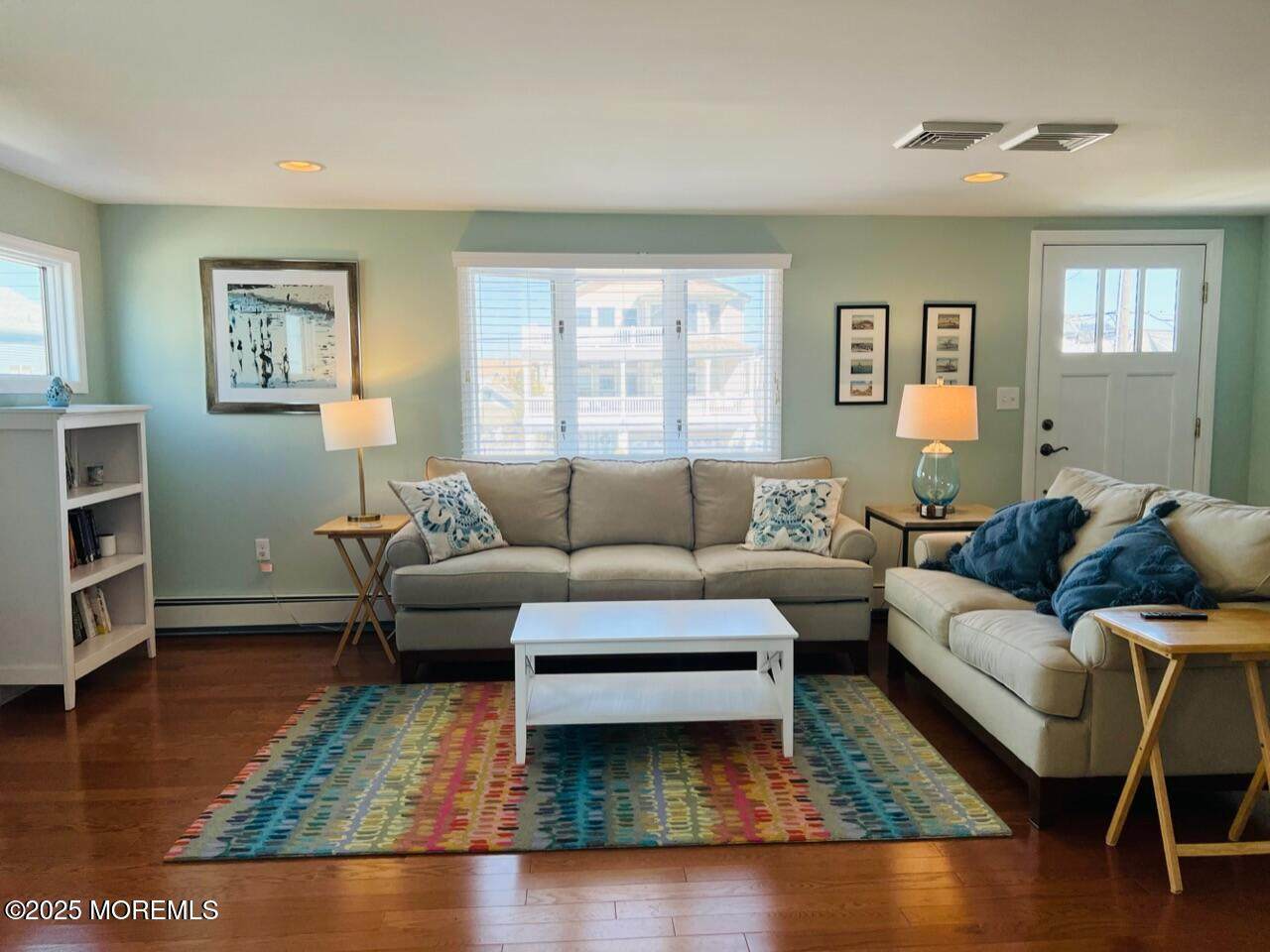 https://bt-photos.global.ssl.fastly.net/monmouth/orig_boomver_1_22607359-2.jpg