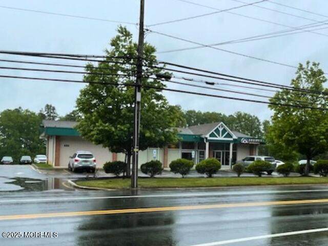 495 Veterans Highway - Photo 1