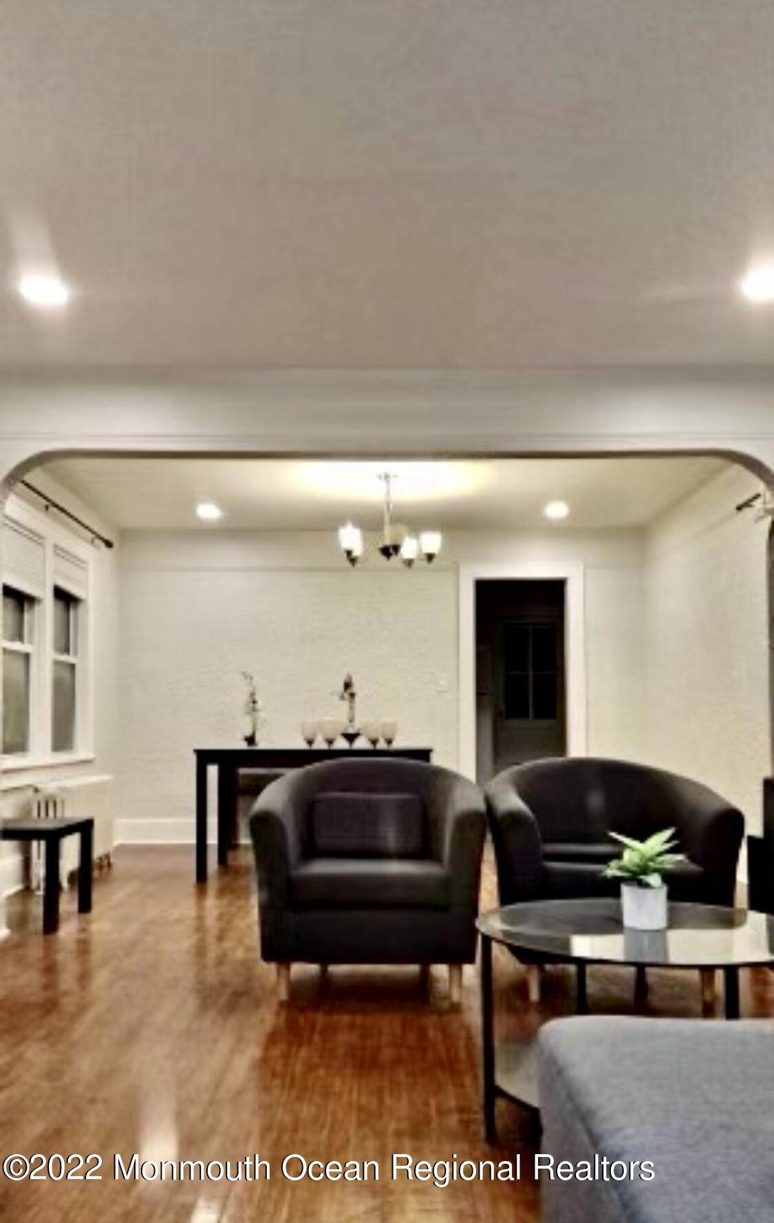 127 Phillips Avenue - Photo 1