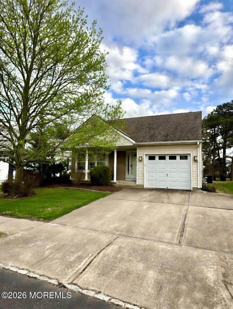 280 Jamaica Boulevard - Photo 1