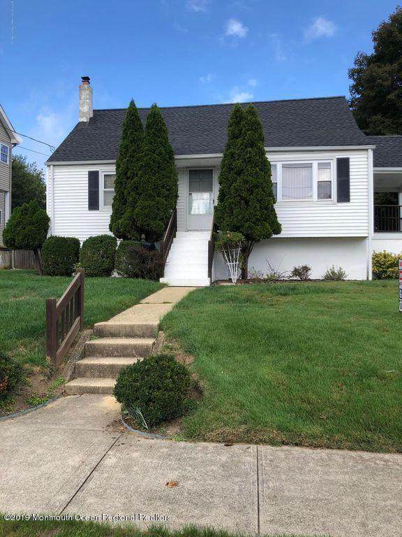 17 Clarence Avenue - Photo 1