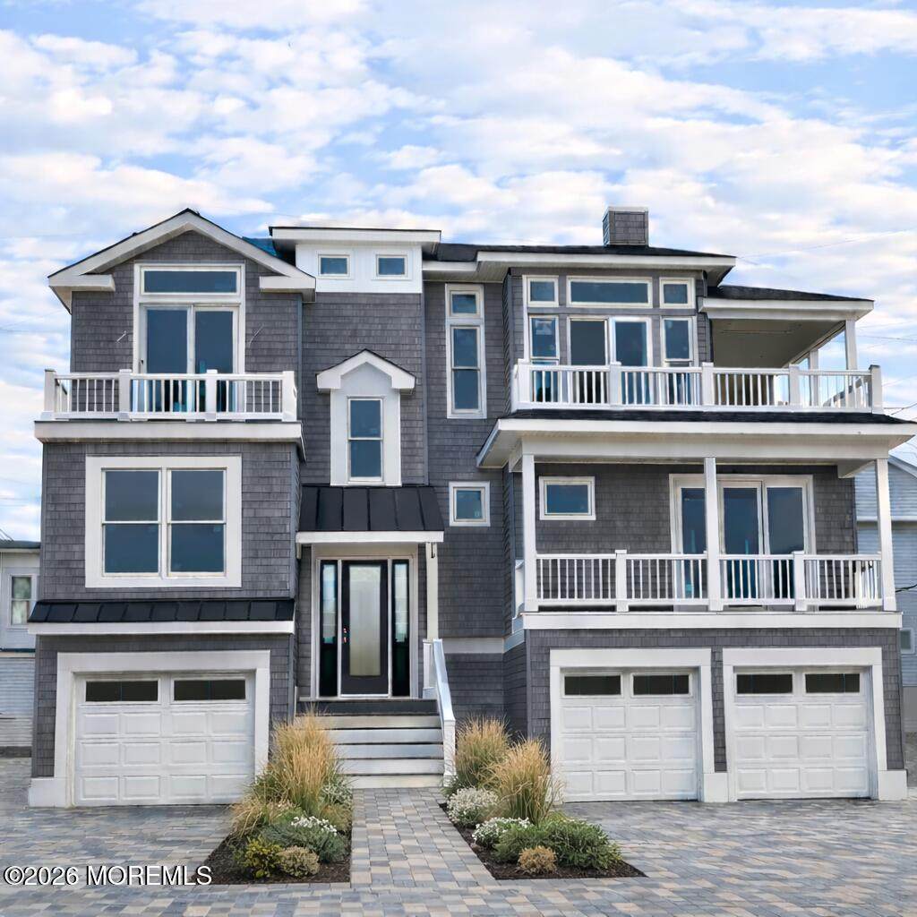 2 47th Street - Photo 1