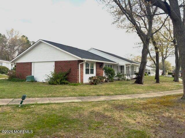 824A Balmoral Court - Photo 1
