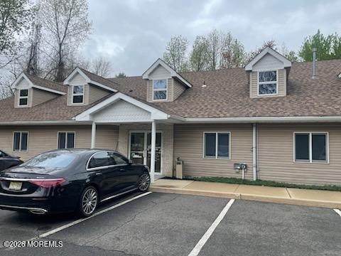 1021 Commodore Boulevard - Photo 1