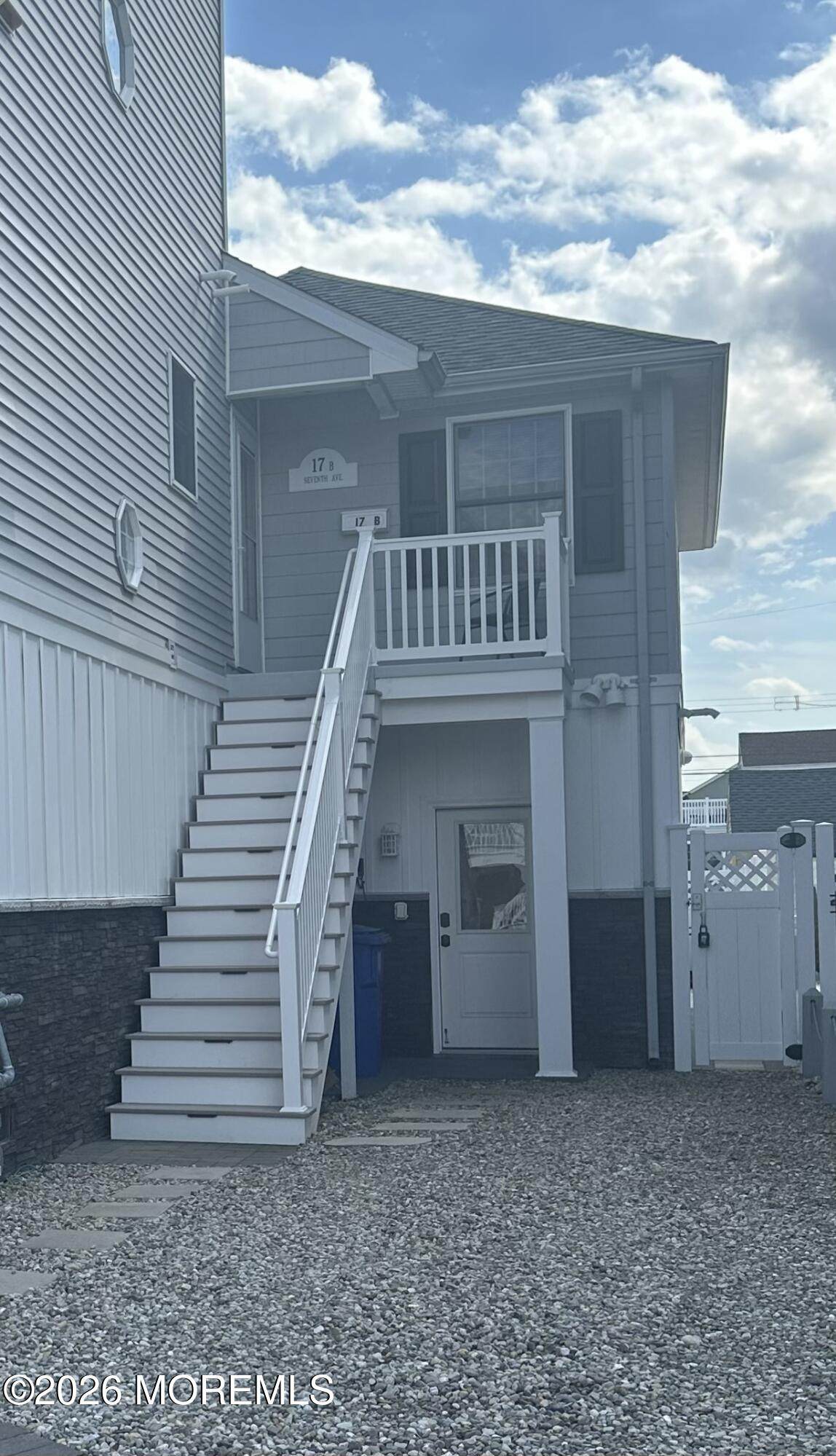 17 7th Avenue - Photo 1