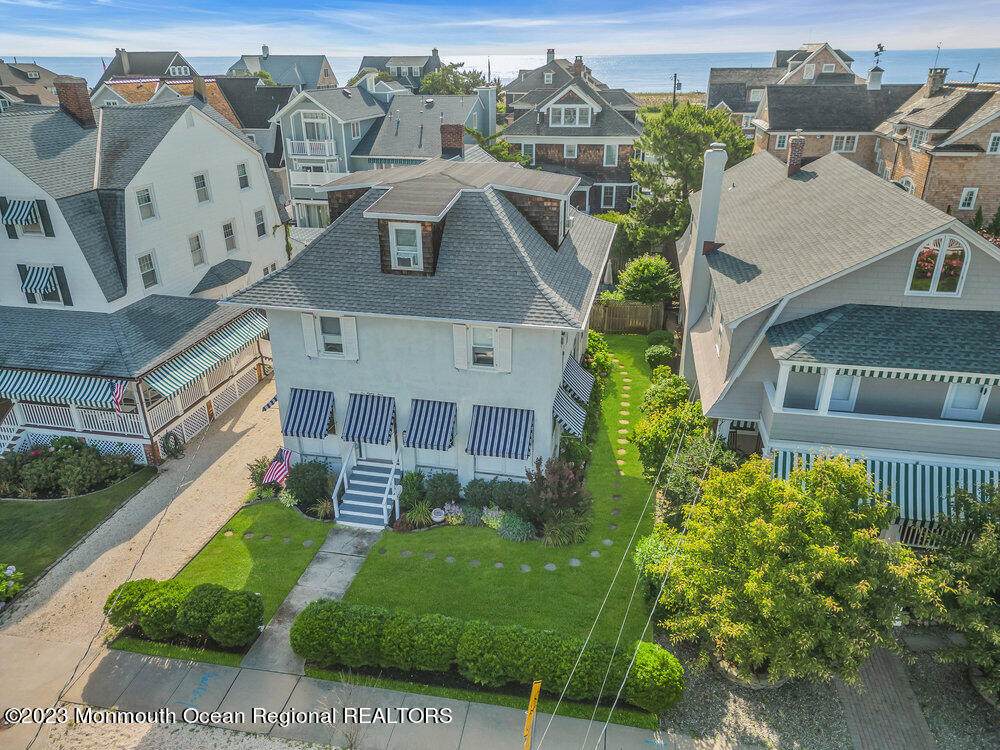 683 Main Avenue - Photo 1