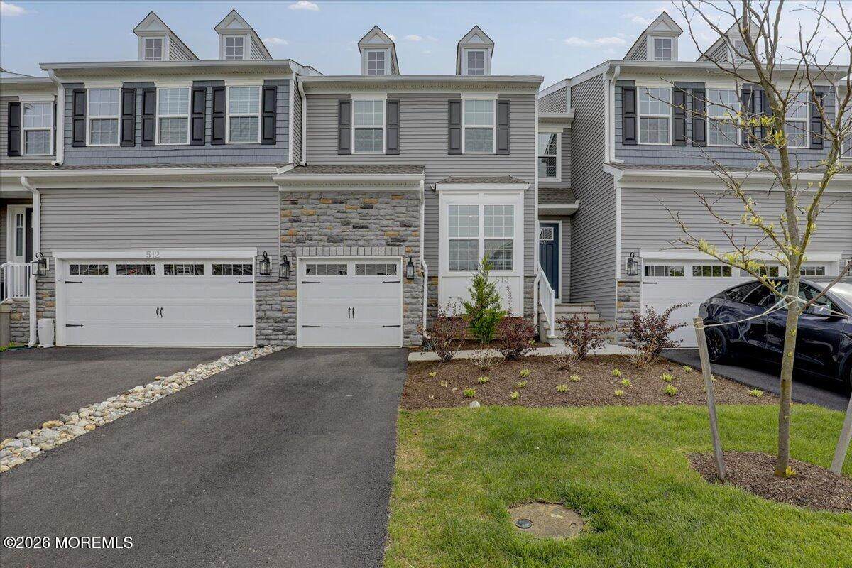 513 Fremont Drive - Photo 1