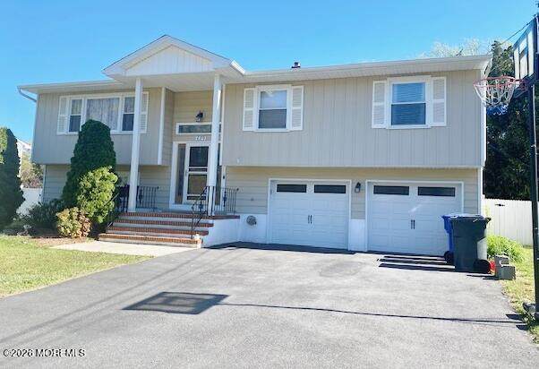 689 Hill Road - Photo 1
