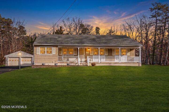 307 Clearstream Road - Photo 1