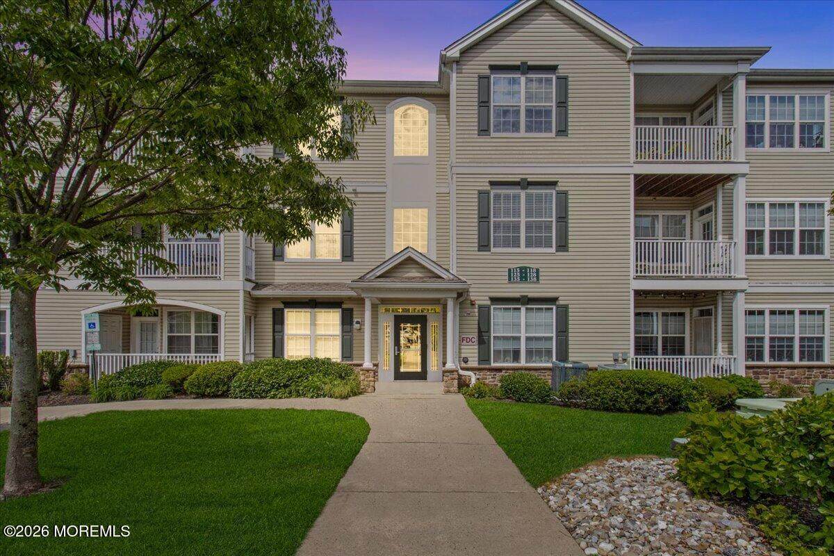 136 Mill Pond Way - Photo 1