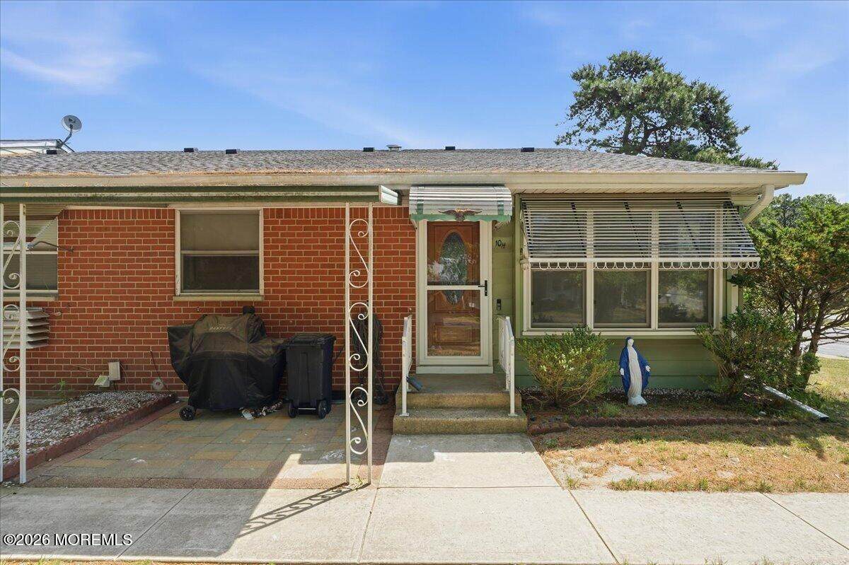 10 H Bennington Lane - Photo 1
