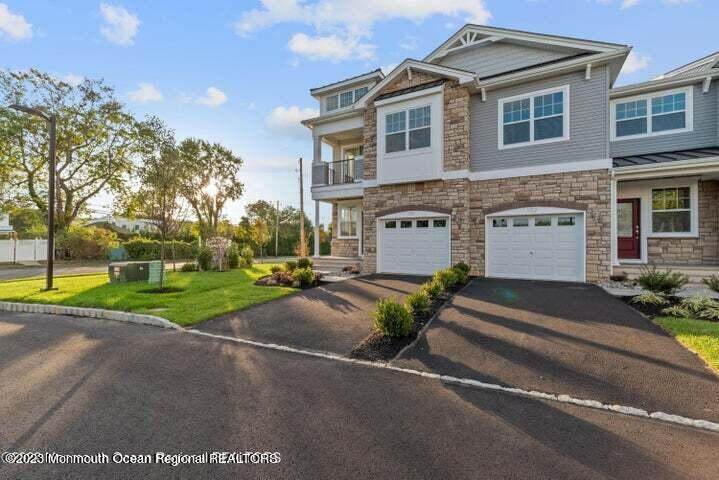 221 Brighton Avenue - Photo 1