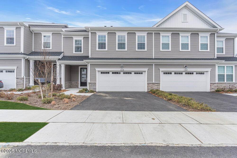 122 Woolley Court - Photo 1