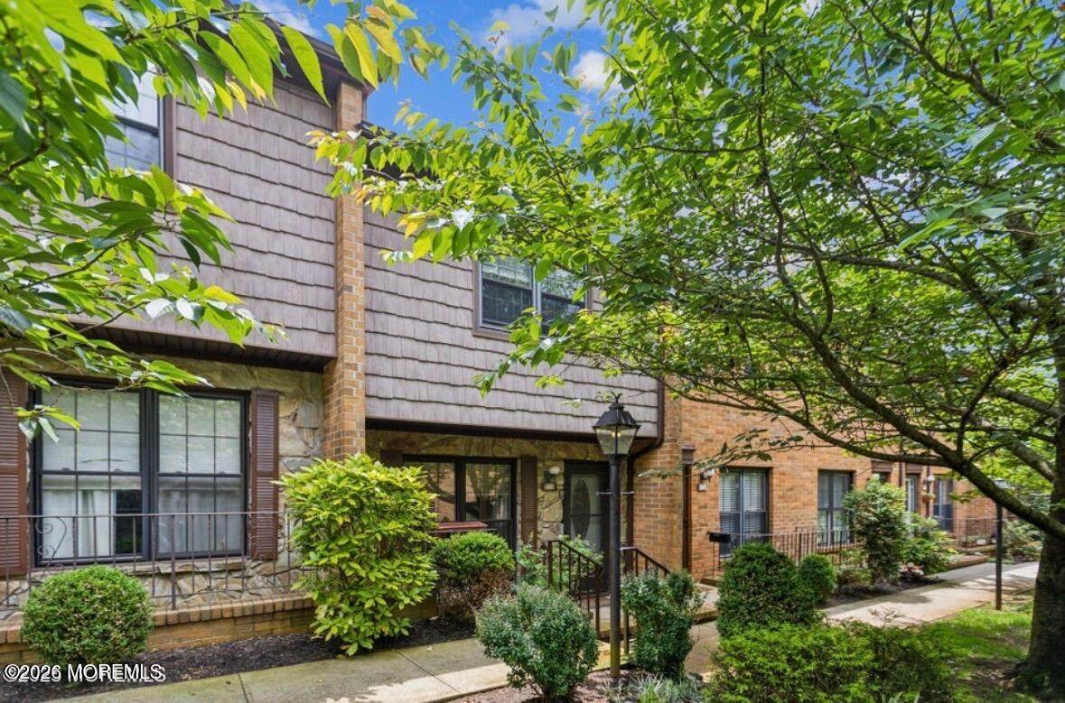 321 Spring Street - Photo 1