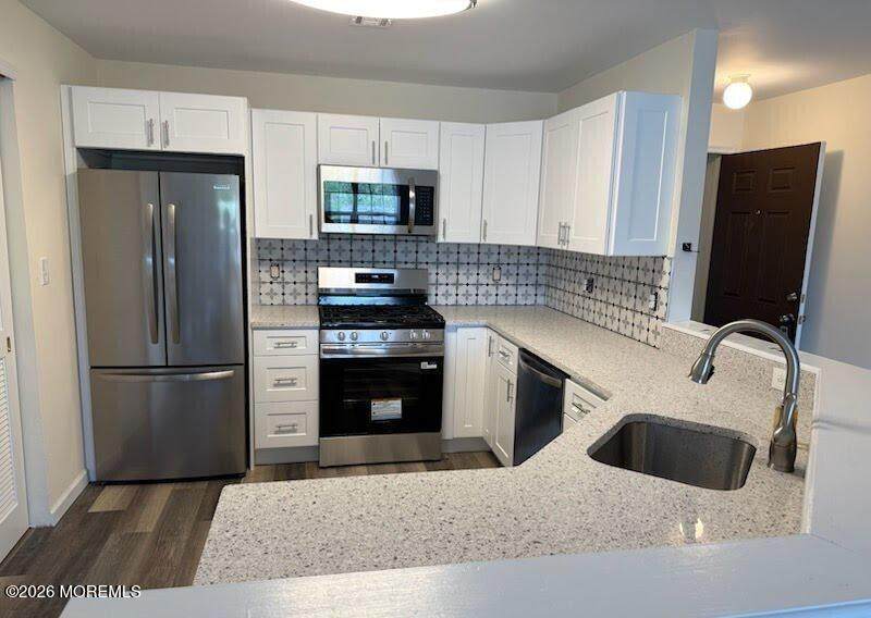 938 Pine Valley Court - Photo 1