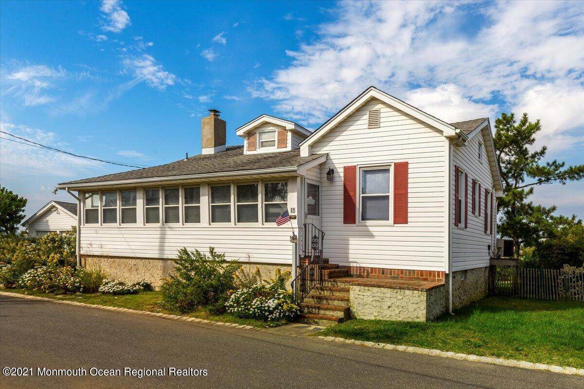 15 Riverview Road - Photo 1