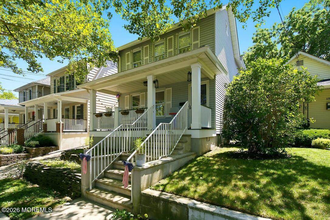 1506 3rd Avenue - Photo 1
