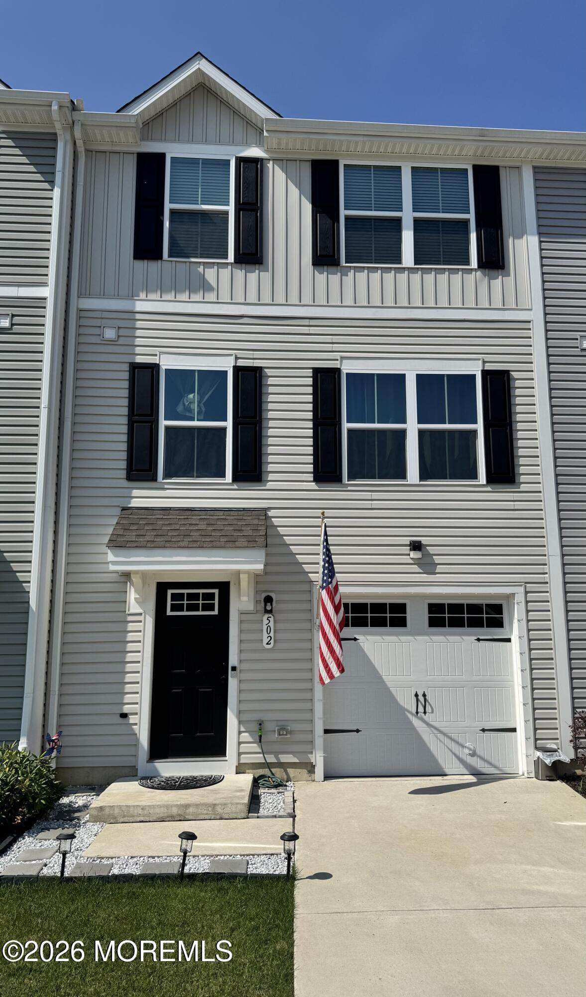 502 Cyprus Court - Photo 1