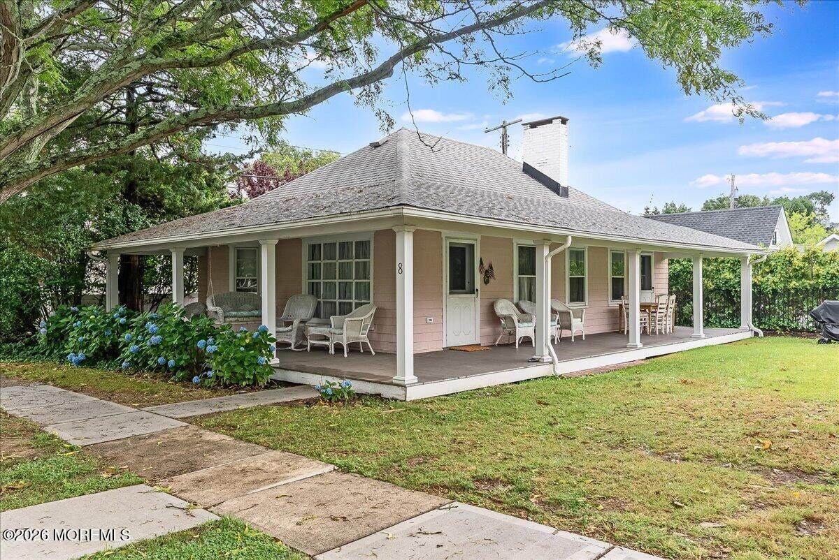 https://bt-photos.global.ssl.fastly.net/monmouth/orig_boomver_1_22622136-2.jpg