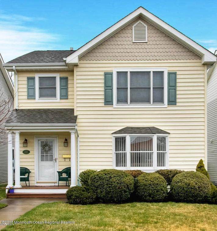 508 Lake Terrace - Photo 1