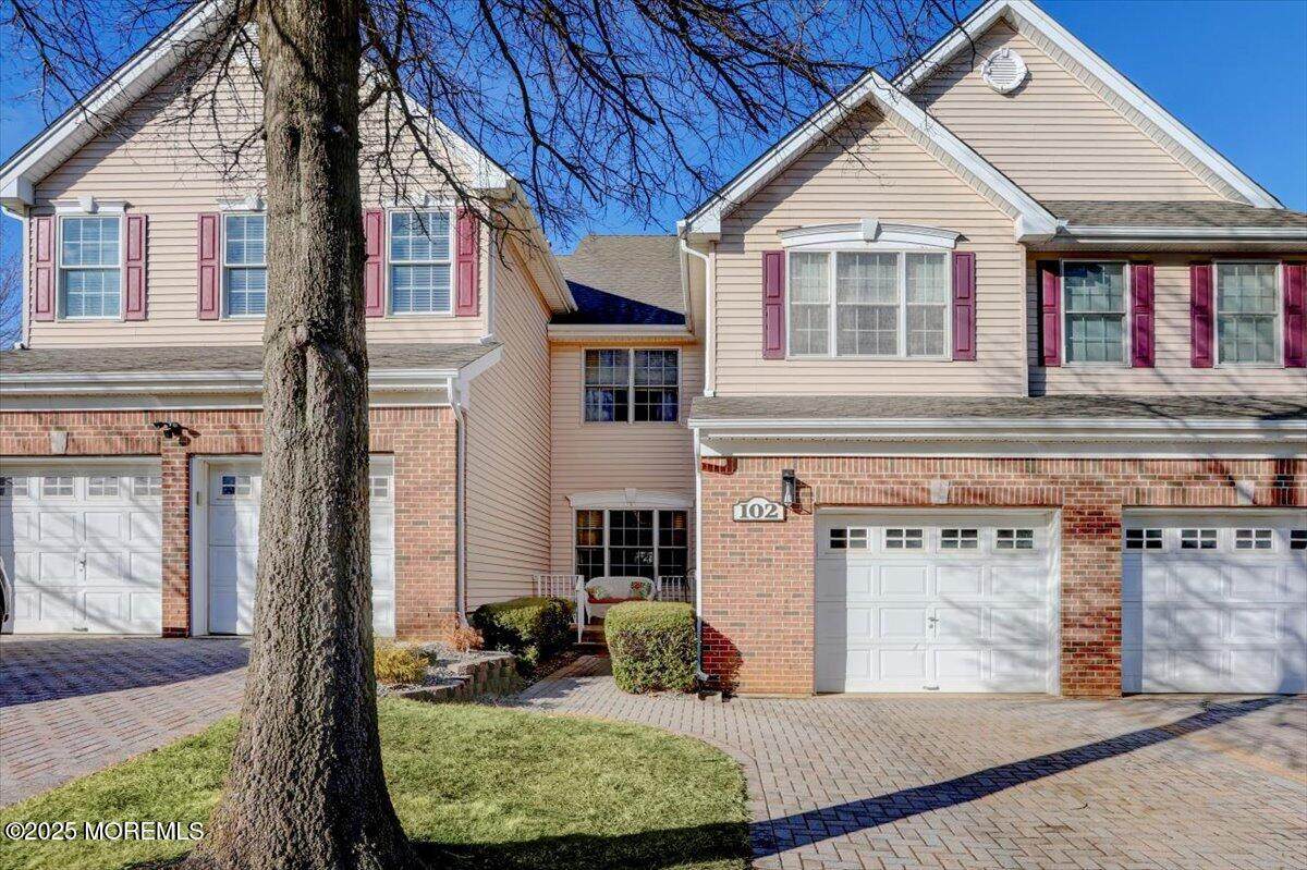 102 Whitlock Court - Photo 1