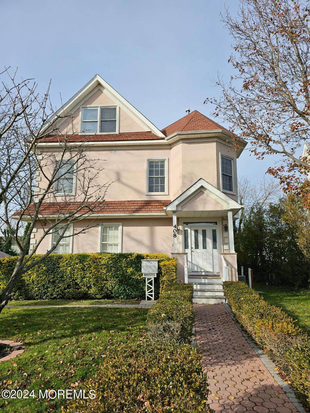 408 2nd Avenue - Photo 1