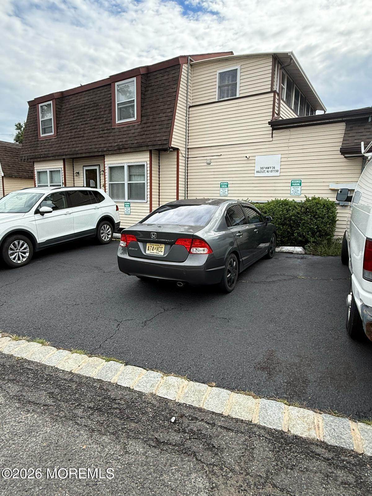 https://bt-photos.global.ssl.fastly.net/monmouth/orig_boomver_1_22627448-2.jpg
