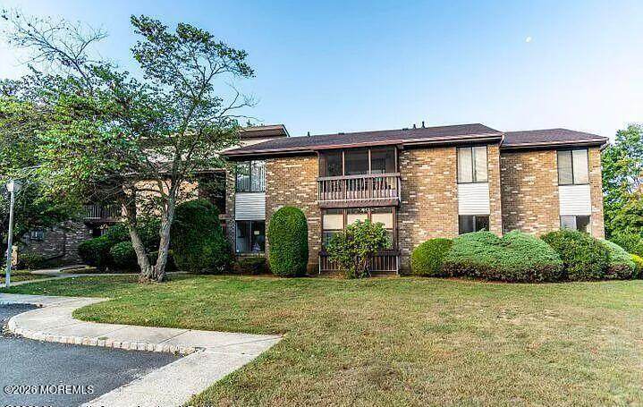 82 Amberly Drive - Photo 1