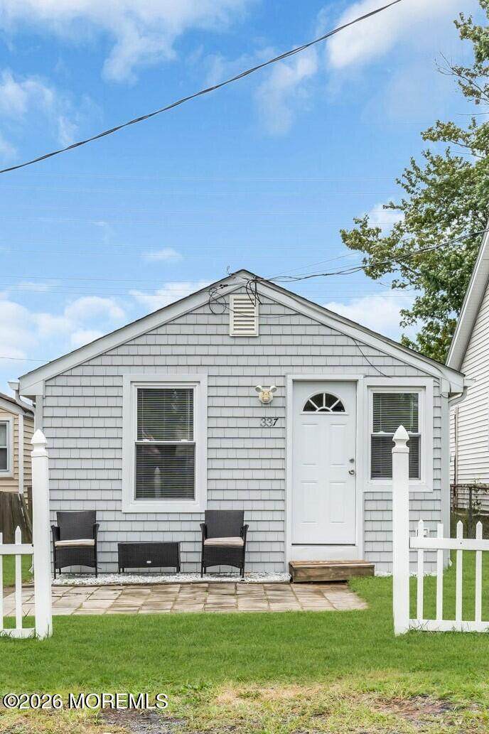 https://bt-photos.global.ssl.fastly.net/monmouth/orig_boomver_1_22630106-2.jpg