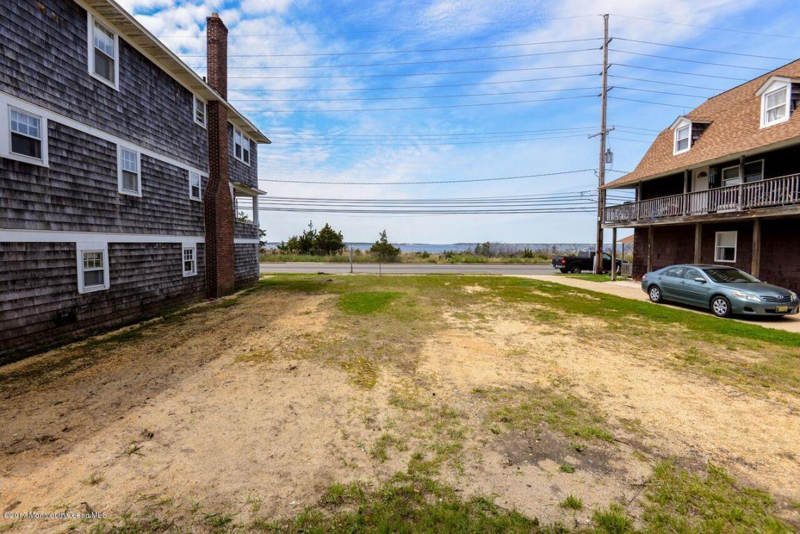 16 Bayview Avenue - Photo 1