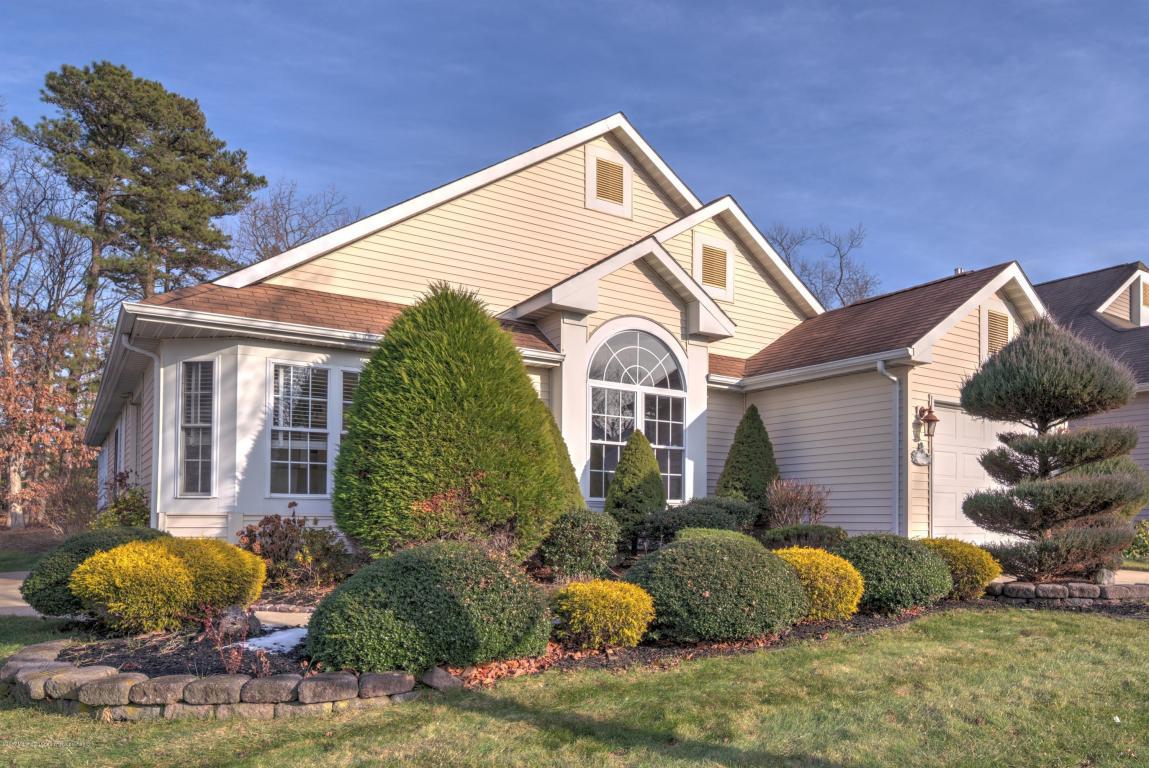 5 Medinah Court - Photo 1