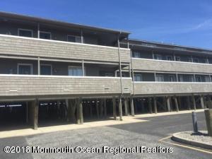 100 Sunset Drive - Photo 1