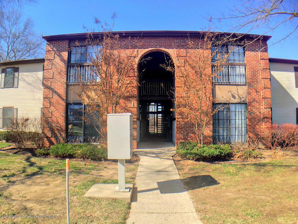 1-4 Atlanta Court - Photo 1