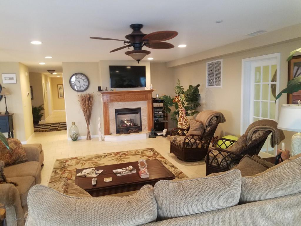 123 Hiering Avenue - Photo 1